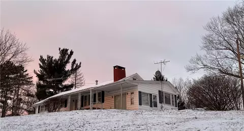 34467 State Route 800, New Matamoras, OH 45767