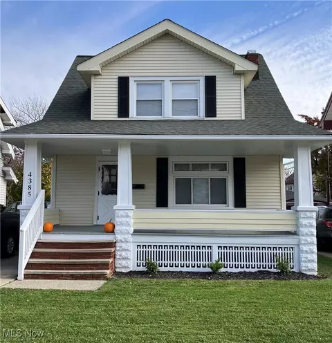 4385 W 48th St, Cleveland, OH 44144