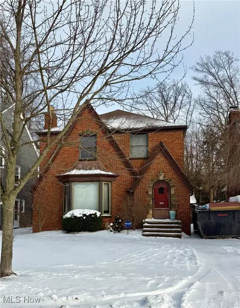 3179 W 162nd St, Cleveland, OH 44111