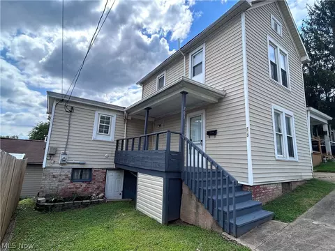 703 9th St, Marietta, OH 45750