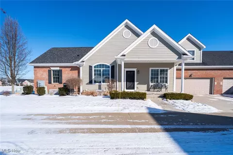 4300 Westford Pl #12B, Canfield, OH 44406