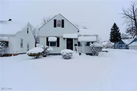18717 Waterbury Ave, Maple Heights, OH 44137
