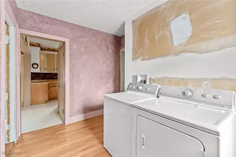 1368 Vane Ave, Akron, OH 44310 photo 10