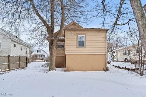 1368 Vane Ave, Akron, OH 44310 photo 22
