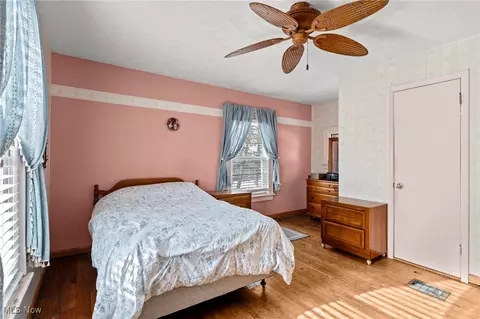 1368 Vane Ave, Akron, OH 44310 photo 17