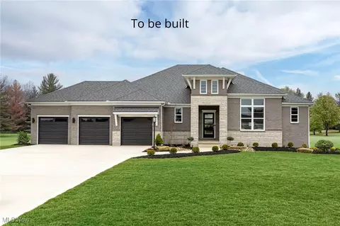 7812 Harley Hills Dr, North Royalton, OH 44133