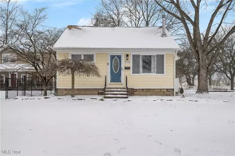 2774 Wingate Ave, Akron, OH 44314