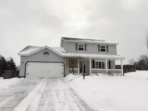 3291 Saint Andrews Dr, Parma, OH 44134