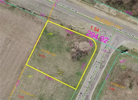 11006 Madlyn St NE, Bolivar, OH 44612