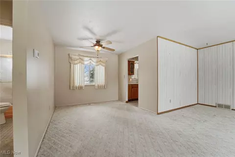 Living - 8096 Munson Rd, Mentor, OH 44060 photo 4 of 4