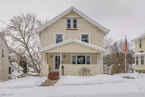140 Fairview Ave, Wadsworth, OH 44281