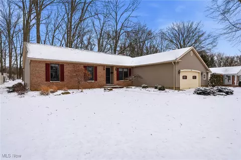 6985 Harrington Ave, Boardman, OH 44512 photo 2