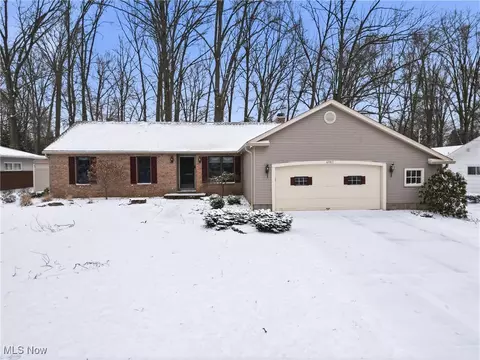 6985 Harrington Ave, Boardman, OH 44512