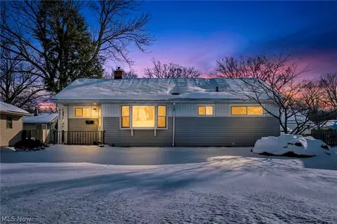 3723 W 232nd St, North Olmsted, OH 44070