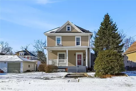 425 N 17th St, Sebring, OH 44672