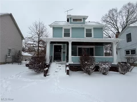 883 Caledonia Ave, Cleveland Heights, OH 44112
