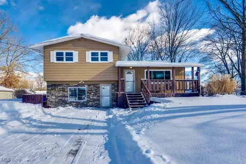 3532 Gary Dr, Mogadore, OH 44260