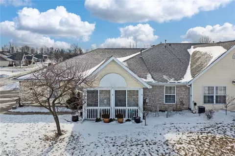 729 Villa Dr, Ontario, OH 44906