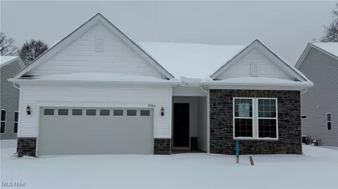 8304 Clydesdale Dr, Mentor, OH 44060