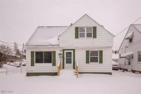 12328 Granger Rd, Cleveland, OH 44125