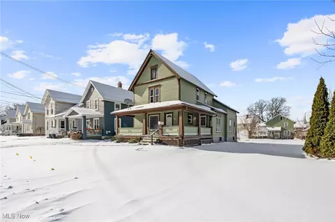 5127 Nathan Ave, Ashtabula, OH 44004 photo 2