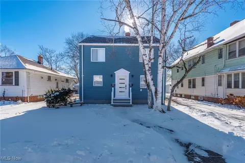 2811 Oak Park Ave, Cleveland, OH 44109