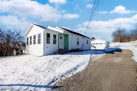 141 Orchard St, Shreve, OH 44676