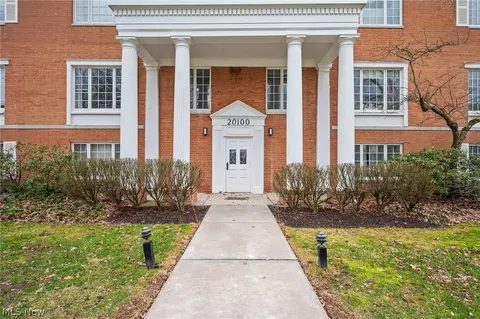 20100 Fairmount Blvd #102, Shaker Heights, OH 44118
