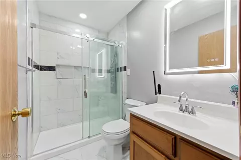 Bath - 348 Pemberton Dr, Elyria, OH 44035 photo 1 of 4