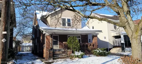 3540 W 98th St, Cleveland, OH 44102