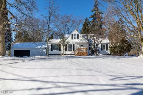 12274 Ridge Rd, North Royalton, OH 44133