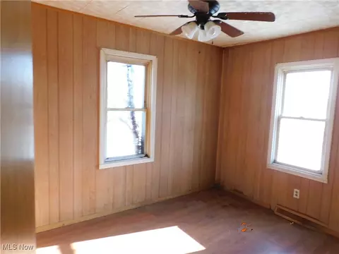 Bedroom - 352 S Ridge Rd E, Conneaut, OH 44030 photo 1 of 4