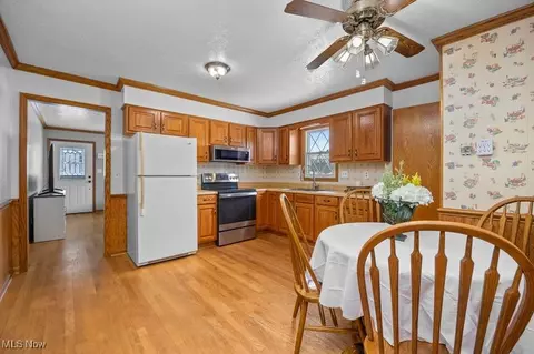 344 3rd St, Wadsworth, OH 44281 photo 8