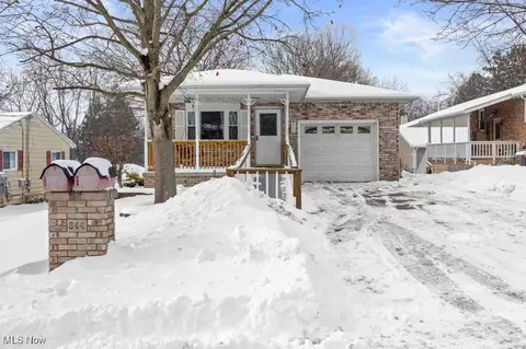 344 3rd St, Wadsworth, OH 44281