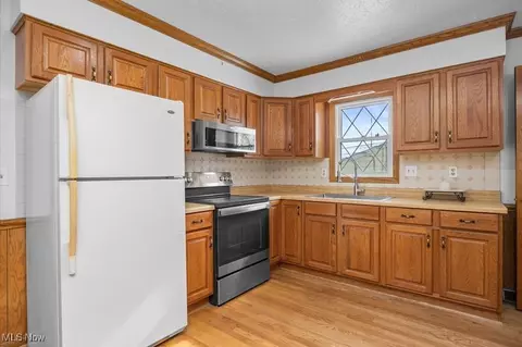 344 3rd St, Wadsworth, OH 44281 photo 6