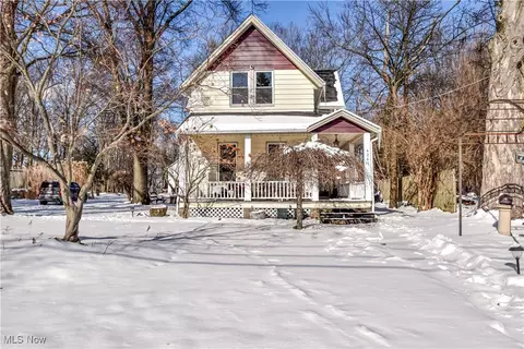 4267 Bluestone Rd, South Euclid, OH 44121
