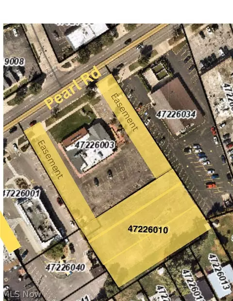 Pearl Rear Road, Parma Heights, OH 44130