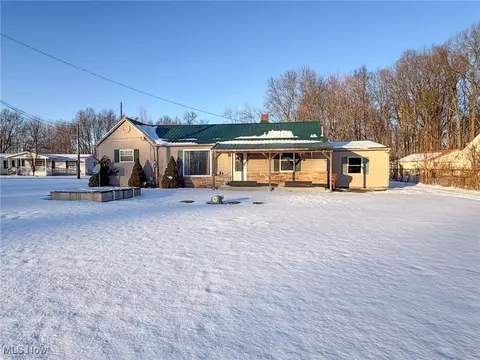 3822 Us-422 Rd NW, Southington, OH 44470