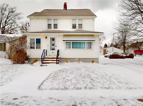 415 Independence St, Fairport Harbor, OH 44077