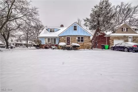 21329 Lakeshore Blvd, Euclid, OH 44123