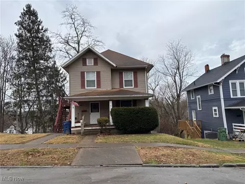 515 N 9th St, Cambridge, OH 43725