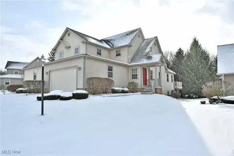 140 Fairway Pl NW, Warren, OH 44483