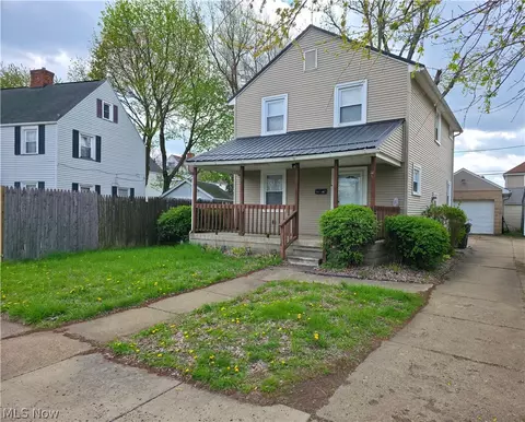1425 Crescent Rd SW, Canton, OH 44710