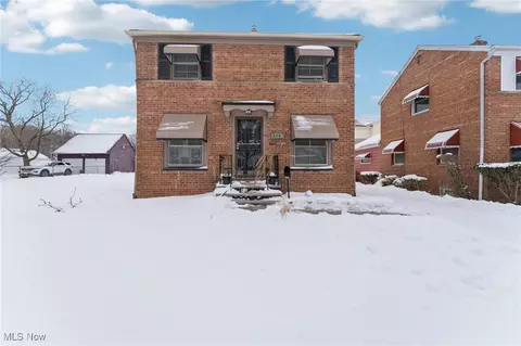 5481 Dalewood Ave, Maple Heights, OH 44137