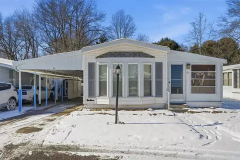 81 Wilpark Dr, Akron, OH 44312