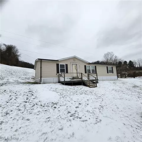 6487 Klass Rd, Cambridge, OH 43725