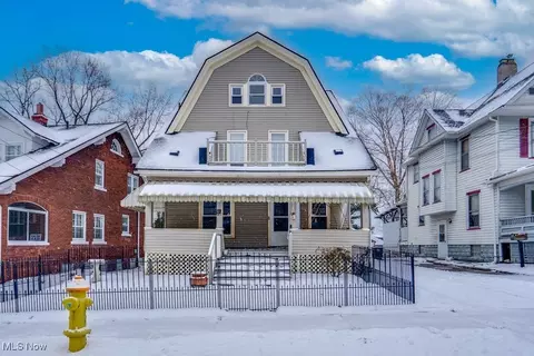 87 Hawthorne Ave, Akron, OH 44303