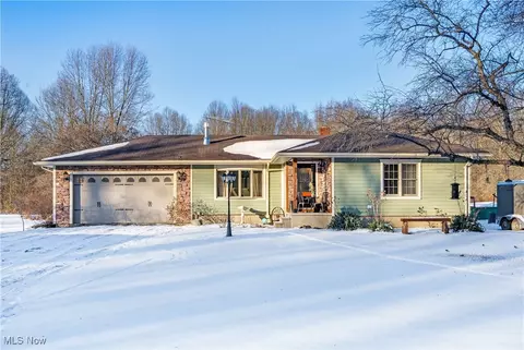 3302 Castalia Ave, Youngstown, OH 44505