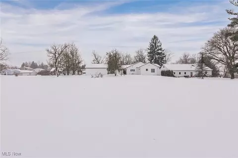 16008 Button St, Middlefield, OH 44062 photo 45