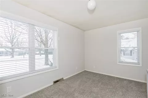 16008 Button St, Middlefield, OH 44062 photo 32